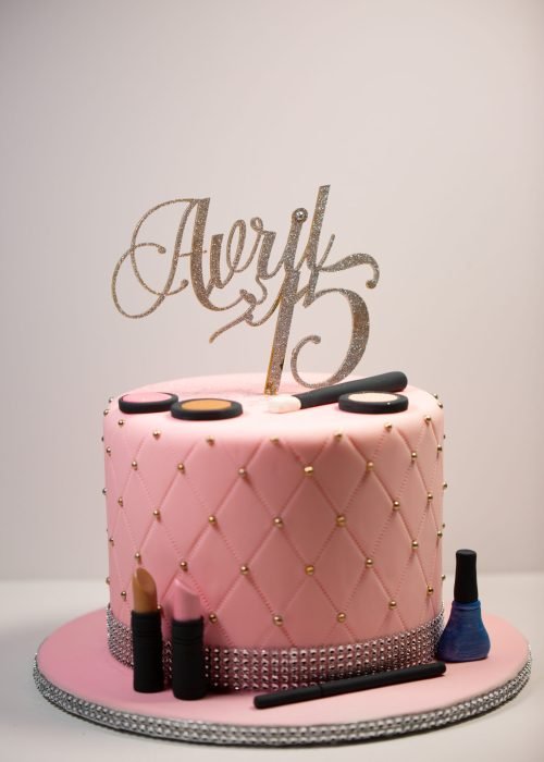 10. AVRIL cake